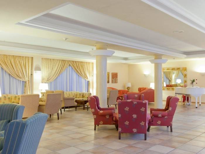 Lobby bar Lago Garden Hotel & Spa Cala Ratjada Lobby bar Lago Garden Hotel & Spa Cala Ratjada
