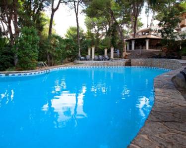 3 outdoor swimming pools  Lago Garden Hotel & Spa Cala Ratjada