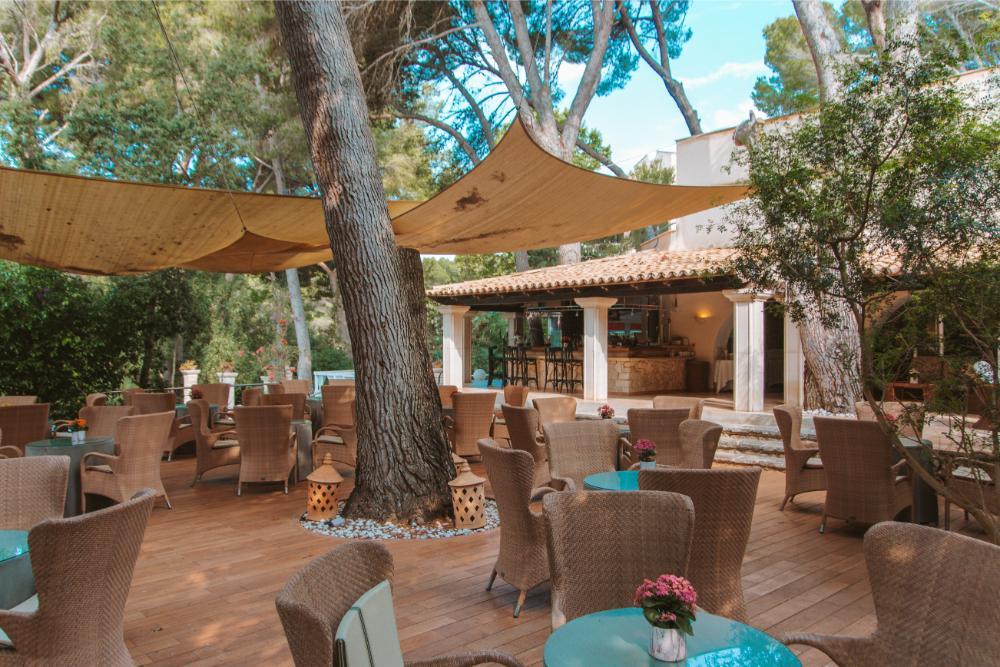 Snack Bar  Lago Garden Hotel & Spa Cala Ratjada Snack Bar  Lago Garden Hotel & Spa Cala Ratjada