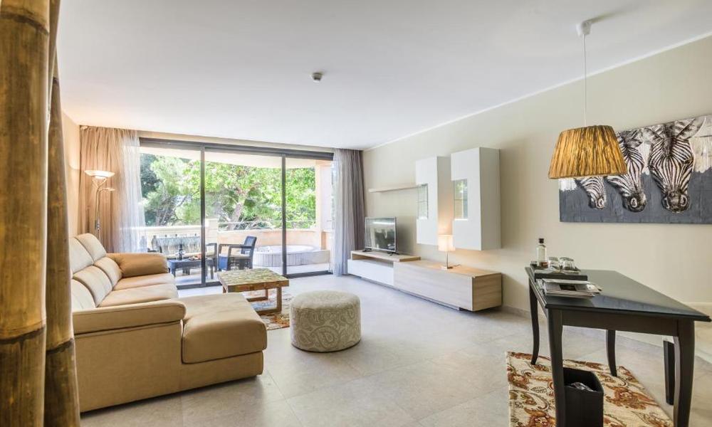 DELUXE SUITE Lago Garden Hotel & Spa Cala Ratjada DELUXE SUITE Lago Garden Hotel & Spa Cala Ratjada