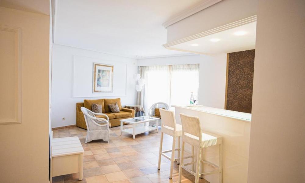 Family Suite  Lago Garden Hotel & Spa Cala Ratjada Family Suite  Lago Garden Hotel & Spa Cala Ratjada